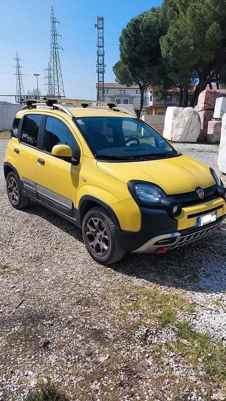 Usata Fiat Panda Cross Cross 80 CV (58 kW) 2015 Giallo Utilitaria