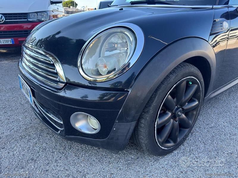 Begagnad Mini Cooper D Chili 109 HK (80 kW) 2008 Svart Halvkombi