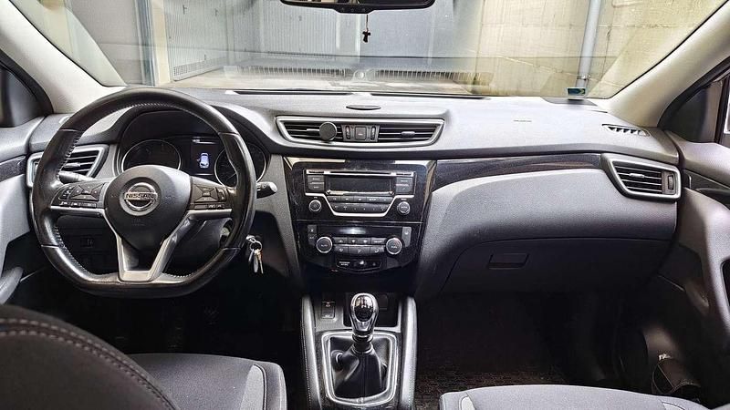 Usata Nissan Qashqai Acenta 110 CV (80 kW) 2018 Argento SUV