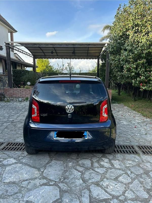 Usata VW up! 75 CV (55 kW) 2012 Blu Utilitaria