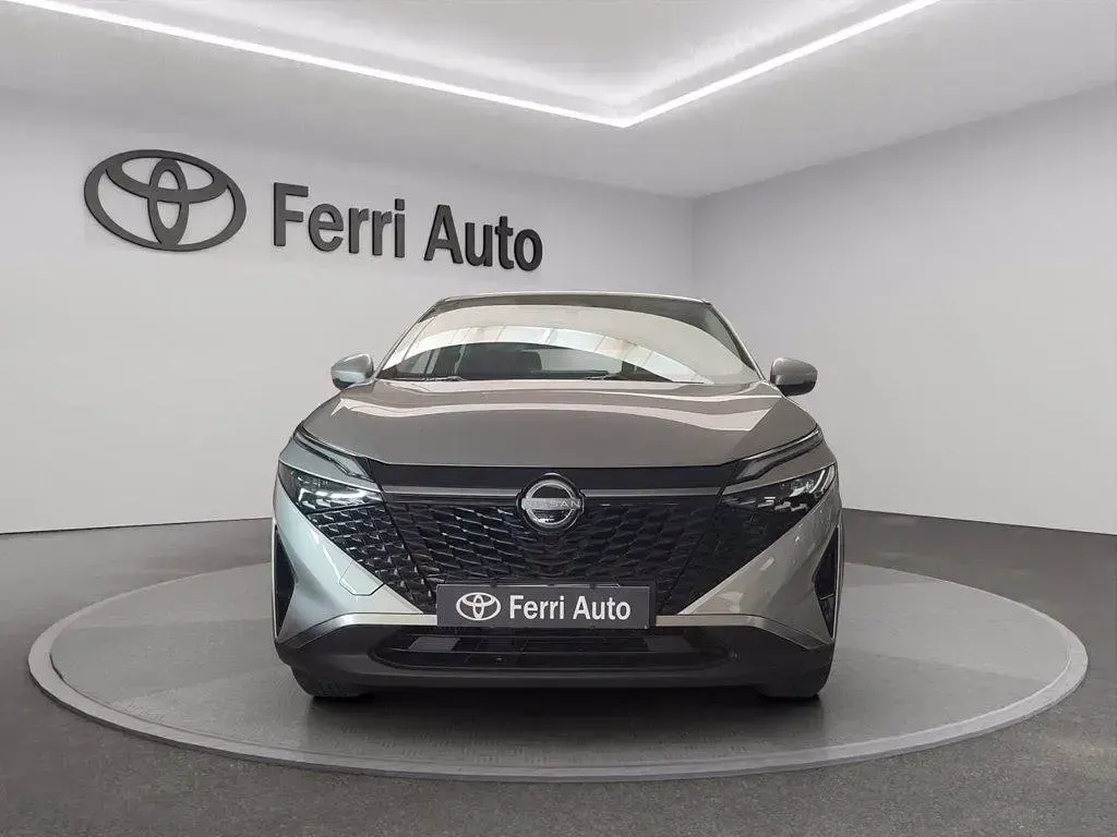 Usata Nissan Qashqai Acenta 140 CV (102 kW) 2025 Grigio SUV