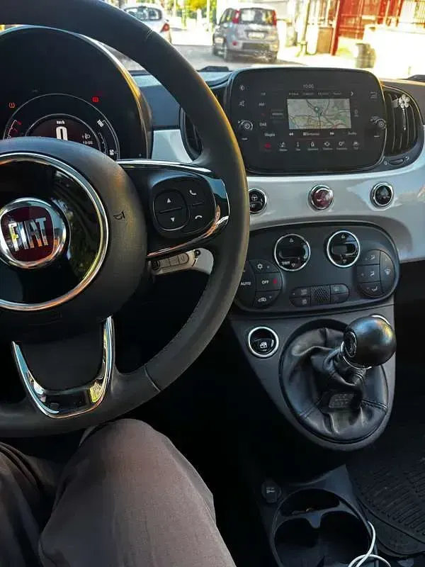 Usata Fiat 500 Dolcevita 69 CV (50 kW) 2022 Utilitaria