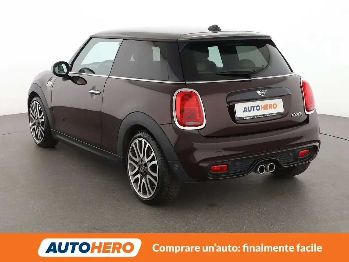 Usata Mini Cooper S 192 CV (141 kW) 2020 Marrone Utilitaria