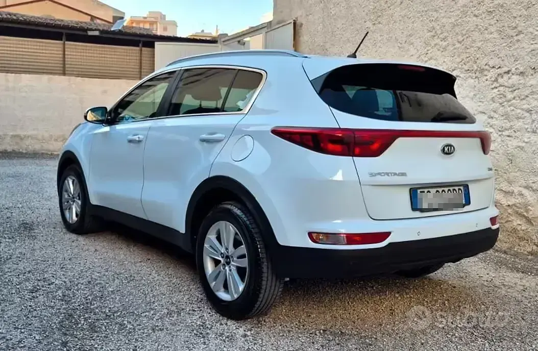 Usata Kia Sportage 115 CV (84 kW) 2016 Bianco SUV