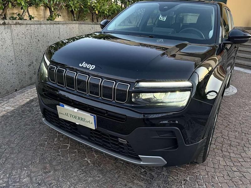 Usata Jeep Avenger Altitude 101 CV (74 kW) 2024 Nero SUV