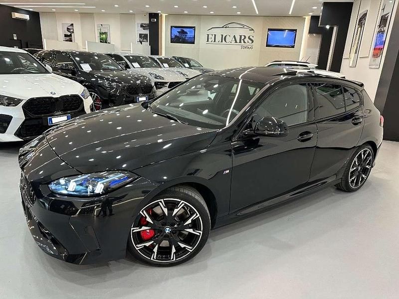 Nero metallizzato Usata 2024 BMW 118 M Sport Due volumi | 35.990 € (Buon prezzo) - Immagine 1/4