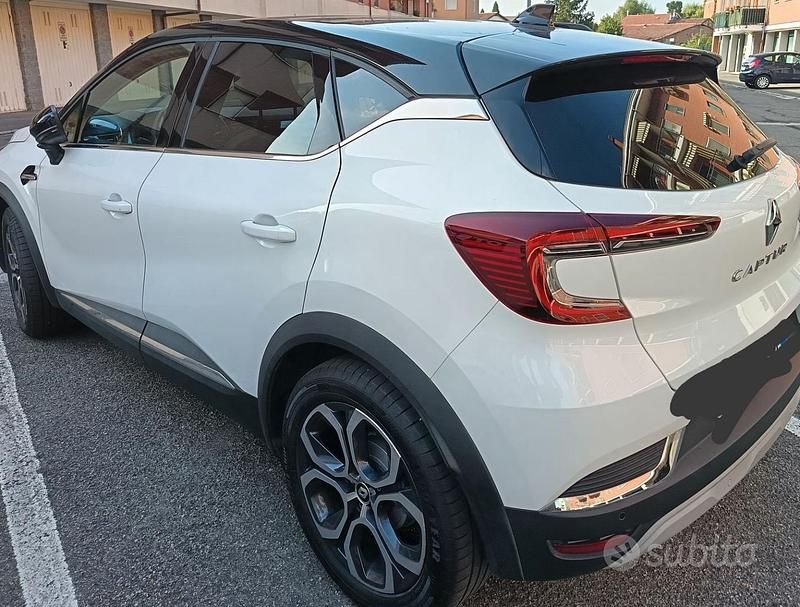 Usata Renault Captur Techno 101 CV (74 kW) 2023 Bianco SUV