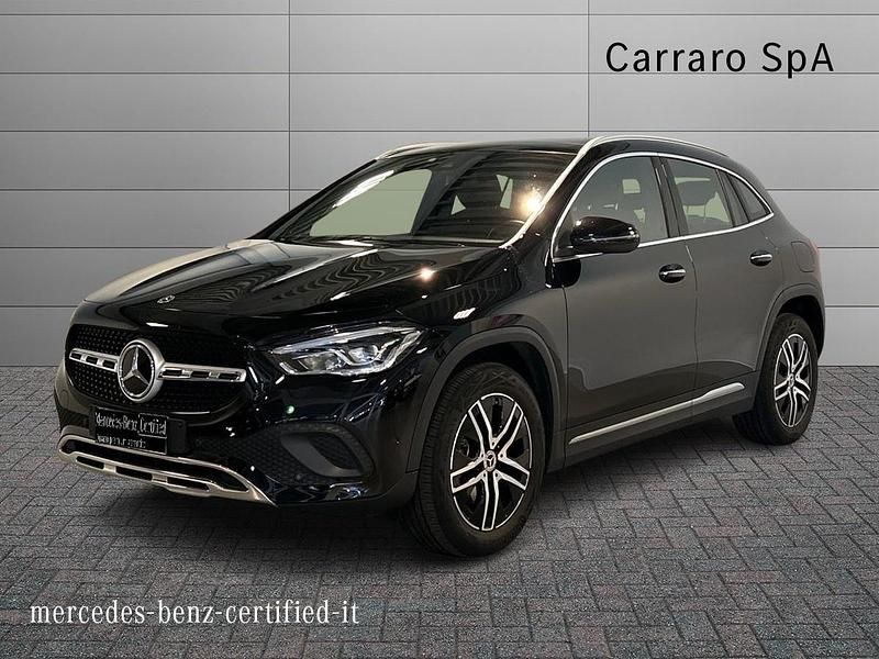 Nero Usata 2022 Mercedes GLA200 SUV | 35.400 € (Buon prezzo) - Immagine 1/4
