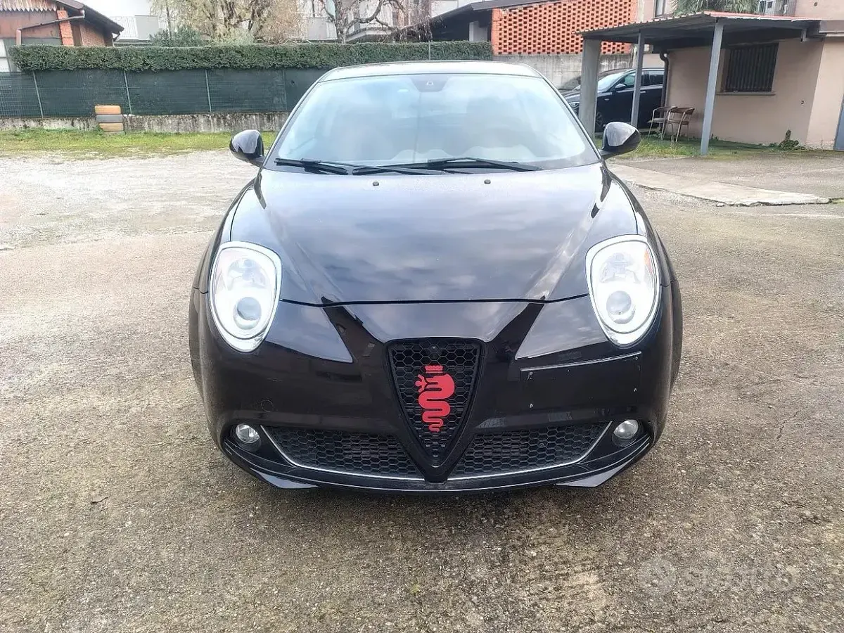 Usata Alfa Romeo MiTo 155 CV (114 kW) 2009 Nero Utilitaria
