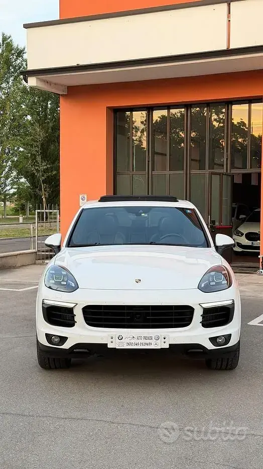 Usata Porsche Cayenne Platinum Edition 250 CV (183 kW) 2017 Bianco SUV