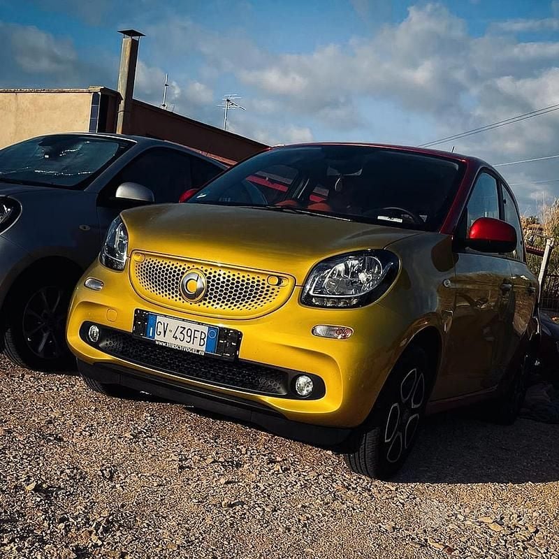 Usata Smart ForFour 71 CV (52 kW) 2016 Utilitaria