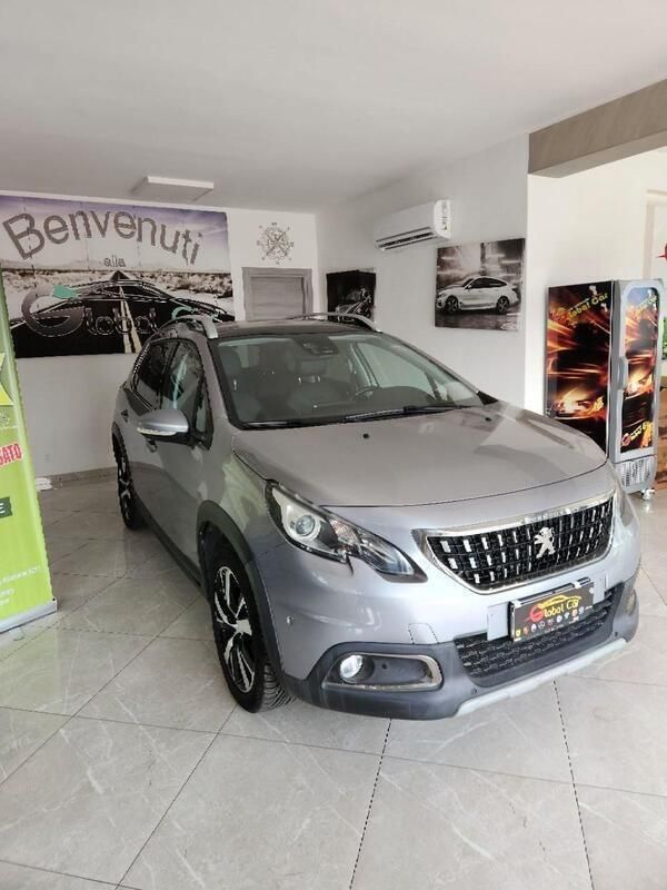 Usata Peugeot 2008 Allure 120 CV (88 kW) 2016 Argento SUV
