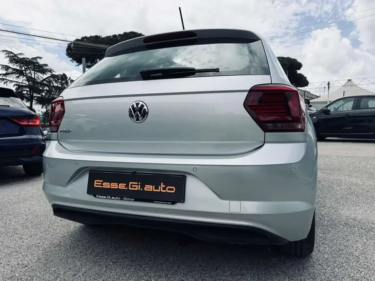 Usata VW Polo Highline 95 CV (69 kW) 2018 Argento Utilitaria