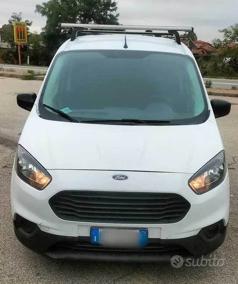 Usata Ford Transit Courier 100 CV (73 kW) 2021 Bianco Furgone