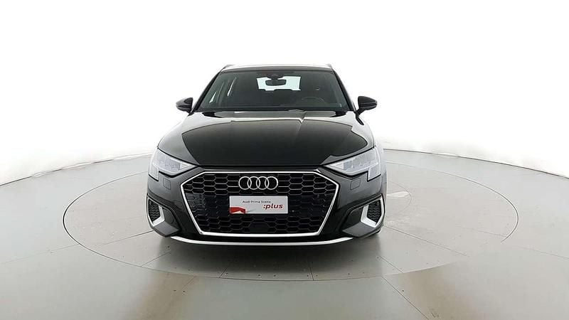 Usata Audi A3 Advanced 150 CV (110 kW) 2022 Nero mito metallizzato Berlina