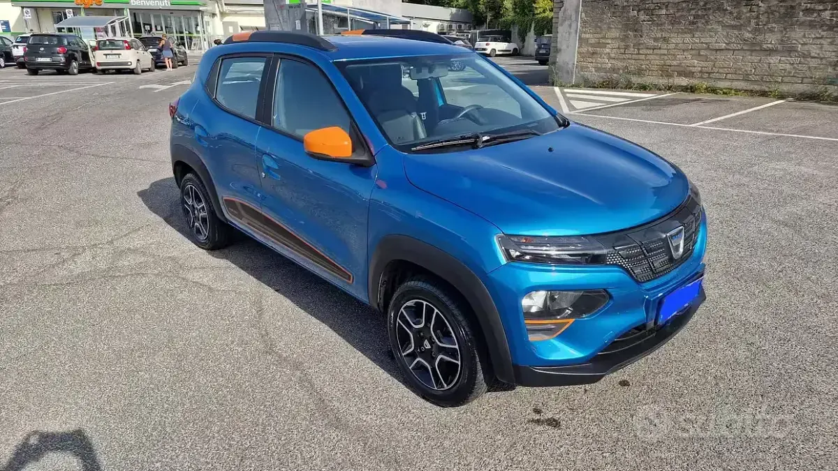 Usata Dacia Spring Comfort Plus 18 kW (25 CV) 2021 Utilitaria