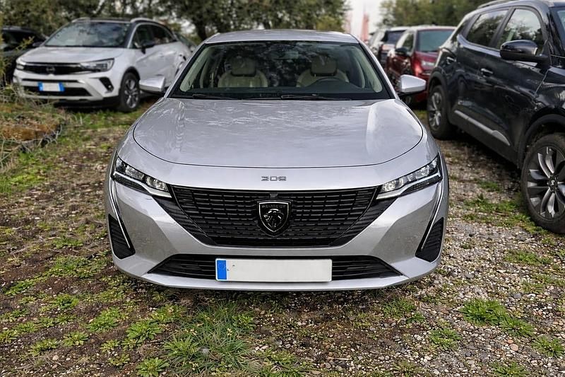 Usata Peugeot 308 Allure 131 CV (96 kW) 2024 Grigio Berlina