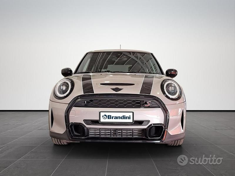 Usata Mini Cooper S 178 CV (130 kW) 2024 Beige Utilitaria
