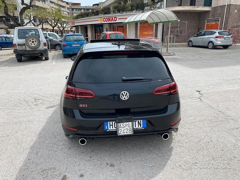 Usata VW Golf VII GTI 245 CV (180 kW) 2019 Nero Berlina