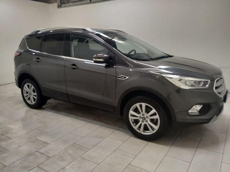 Usata Ford Kuga Titanium S 120 CV (88 kW) 2019 Grigio SUV