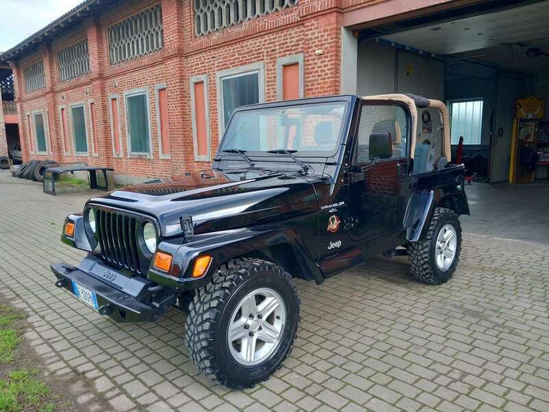 Usato 2000 Jeep Wrangler 4.0 Benzin 177 CV (23.000 €)