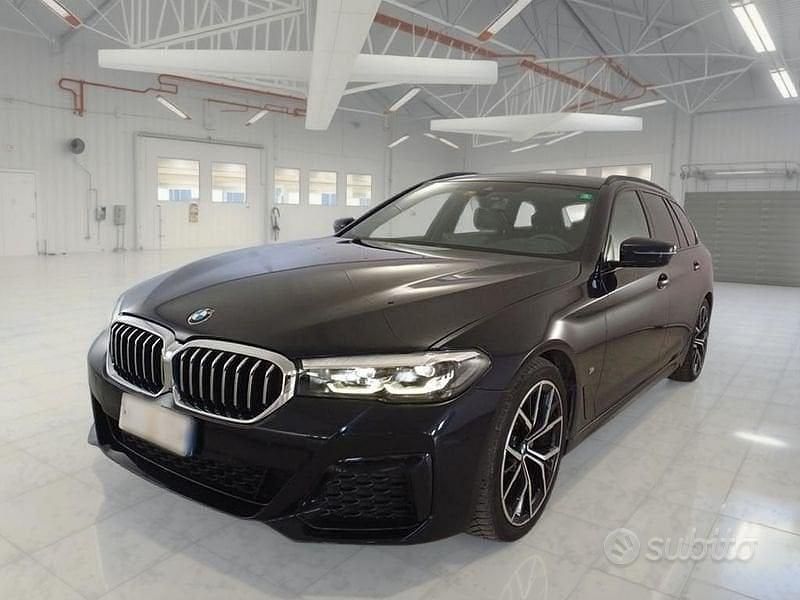 Usata BMW 520 M Sport 190 CV (139 kW) 2022 Nero Station wagon