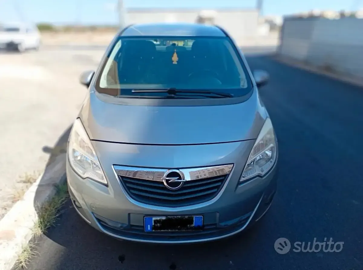 Usata Opel Meriva 95 CV (69 kW) 2012 Monovolume