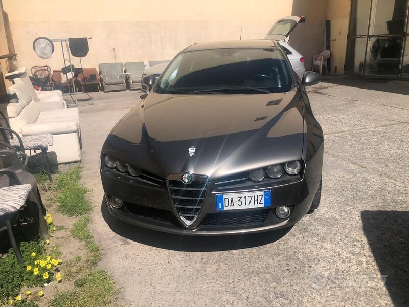Brugt Alfa Romeo 159 200 HK (147 kW) 2006 Brun Sedan