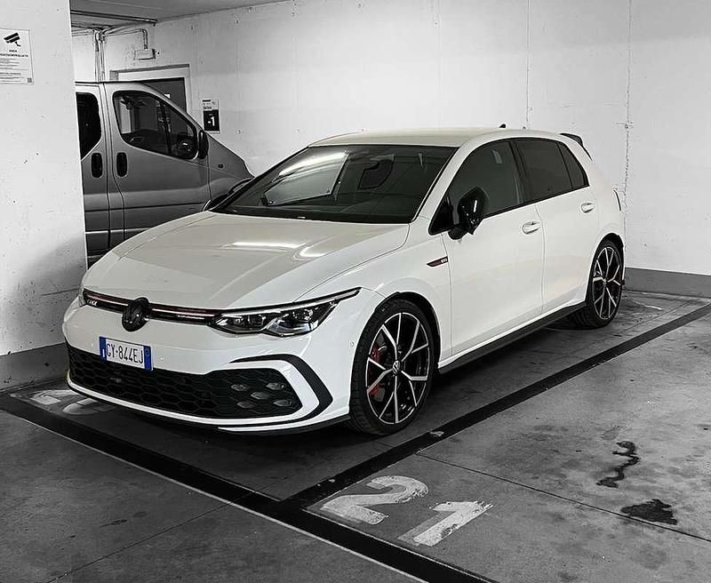 Usata VW Golf VIII GTI 245 CV (180 kW) 2023 Berlina