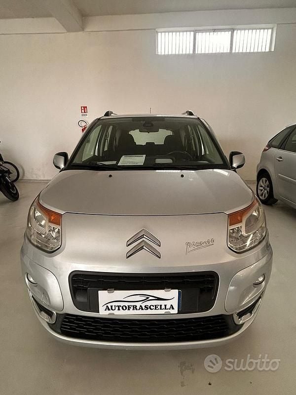 Usata Citroën C3 Picasso Attraction 92 CV (67 kW) 2012 Grigio Monovolume