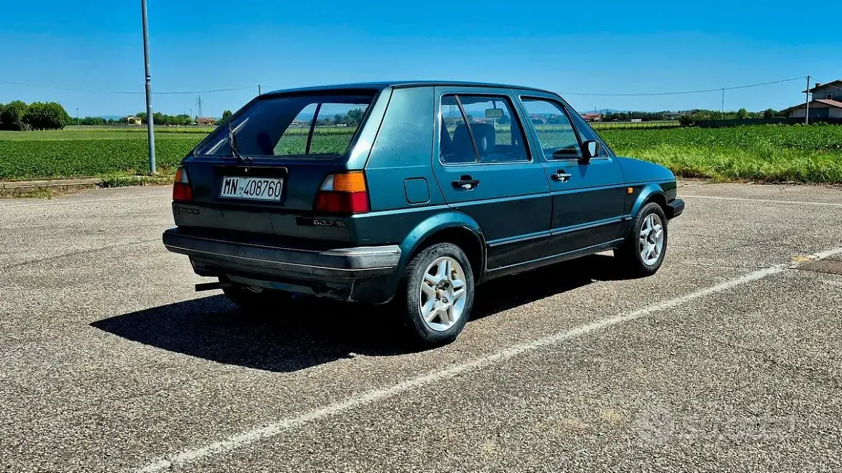 Usata VW Golf II 73 CV (53 kW) 1986 Verde Utilitaria