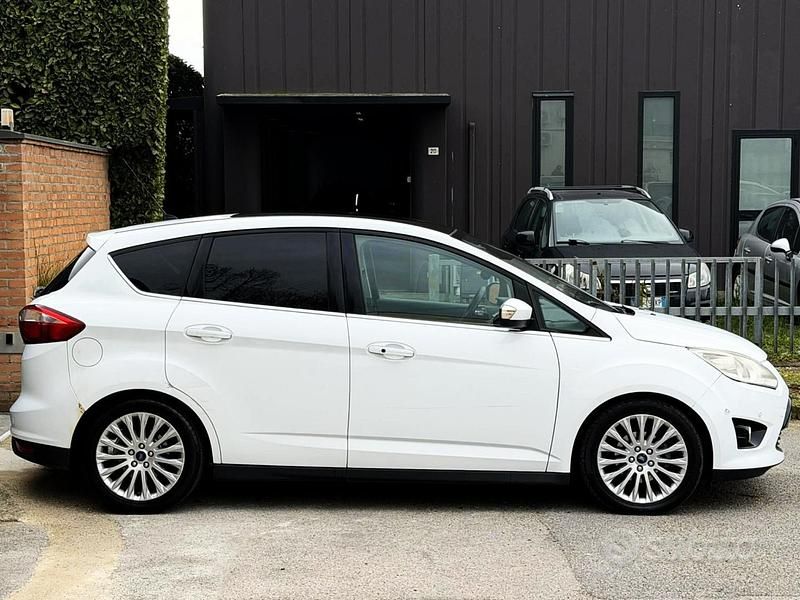 Usata Ford C-MAX Titanium 115 CV (84 kW) 2014 Bianco Monovolume