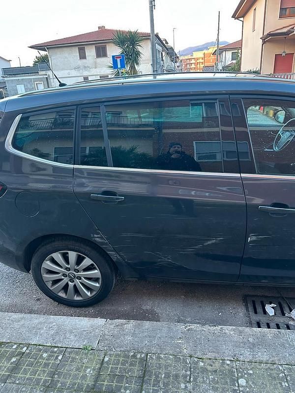 Usata Opel Zafira 150 CV (110 kW) 2016 Grigio Monovolume