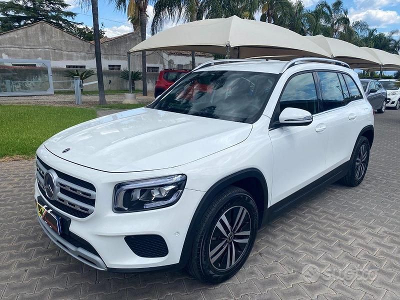 Usata Mercedes GLB180 116 CV (85 kW) 2021 Bianco SUV