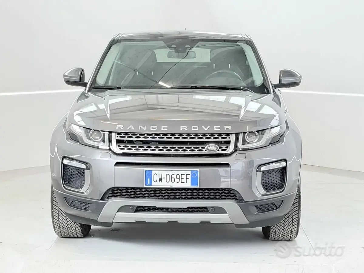 Usata Land Rover Range Rover evoque 150 CV (110 kW) 2017 Grigio SUV