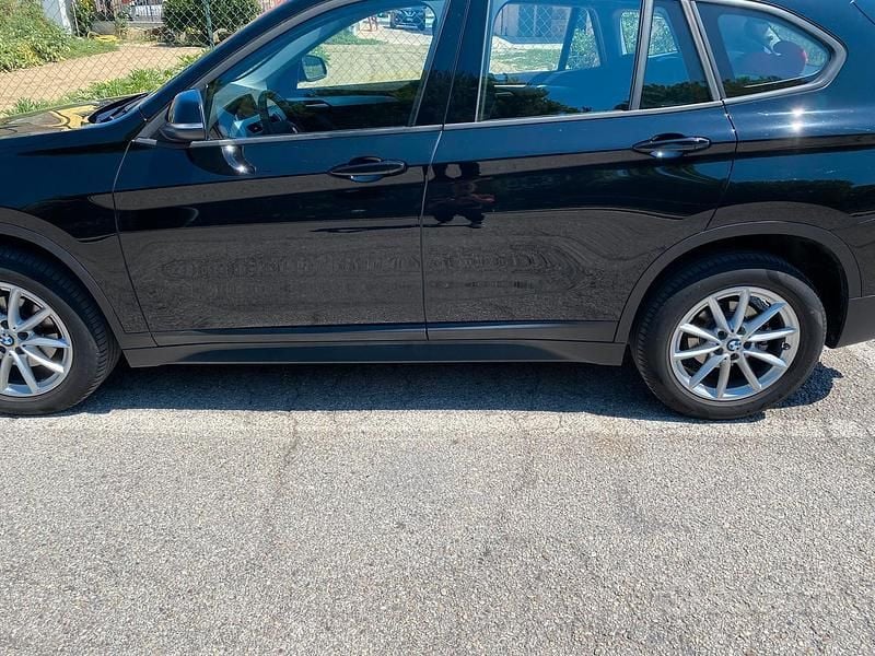Usata BMW X1 Advantage 116 CV (85 kW) 2022 Nero SUV