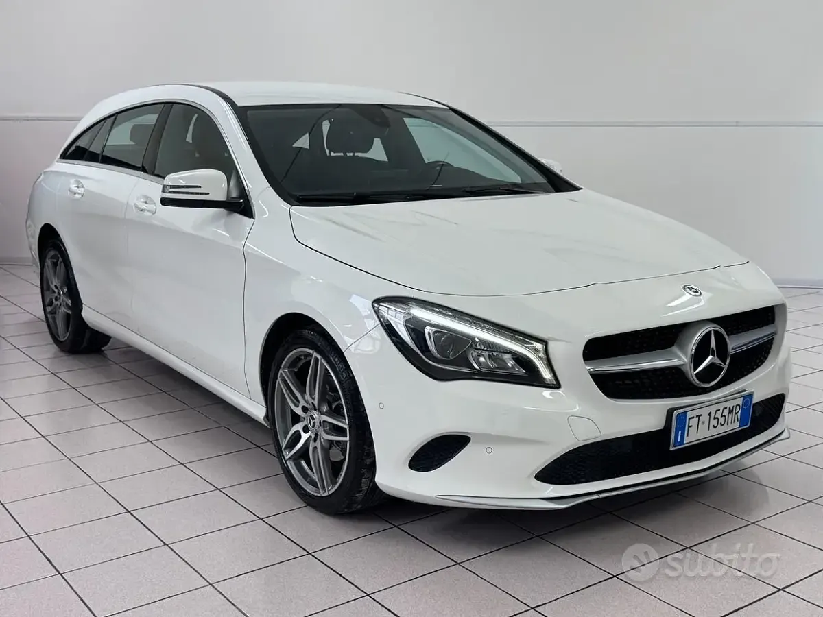 Occasion Mercedes CLA200 136 ch (100 kW) 2018 Blanc Berline