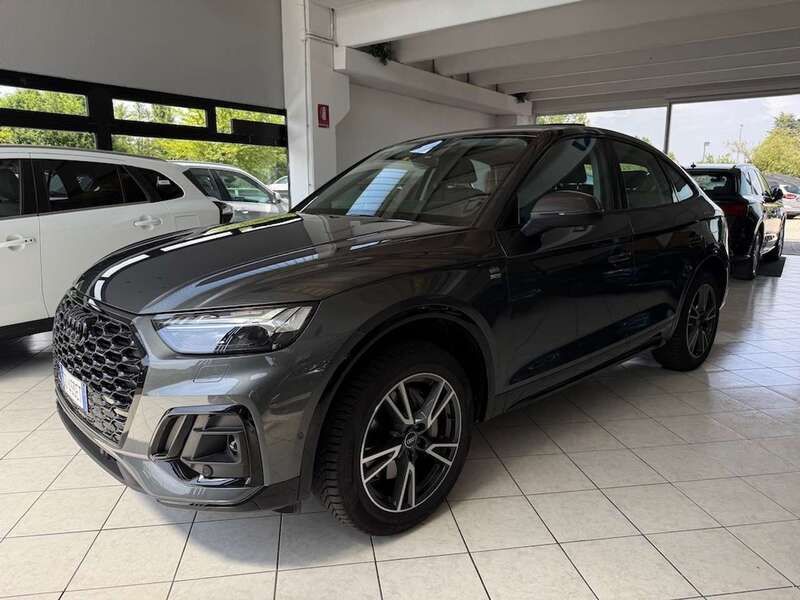 Grigio Usata 2023 Audi Q5 Sportback S-Line SUV | 54.900 € (Molto cara) - Immagine 1/4