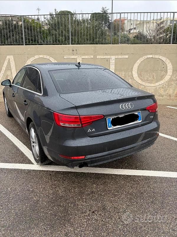 Usata Audi A4 Business 150 CV (110 kW) 2017 Berlina