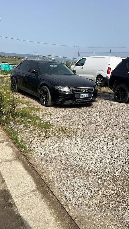 Usata Audi A4 140 CV (102 kW) 2012 Nero Berlina