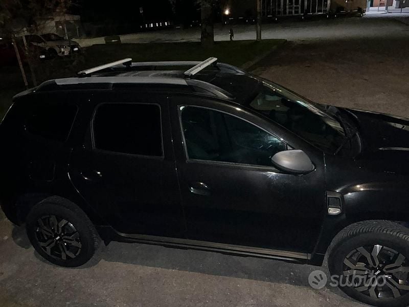Usata Dacia Duster 90 CV (66 kW) 2024 Nero Station wagon
