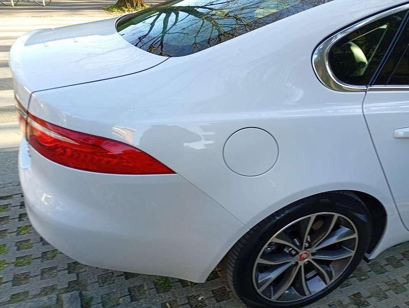 Usata Jaguar XF Prestige 300 CV (220 kW) 2018 Berlina