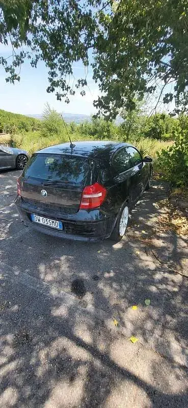 Usata BMW 118 143 CV (105 kW) 2009 Nero Utilitaria