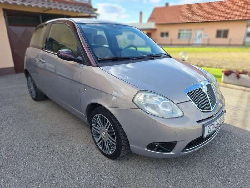 Usata 2006 Lancia Ypsilon Due volumi | 1500 € (Super prezzo) - Immagine 1/4