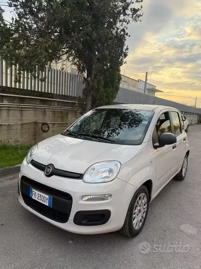 Usata Fiat Panda Lounge 69 CV (50 kW) 2017 Beige Utilitaria