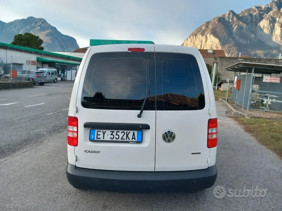Usata VW Caddy 109 CV (80 kW) 2015 Bianco Monovolume