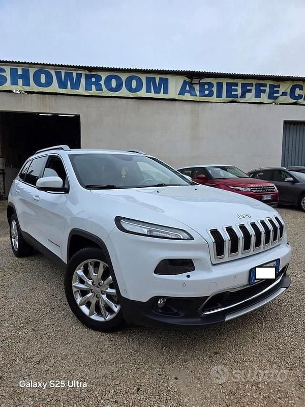 Usata Jeep Cherokee Limited 140 CV (102 kW) 2014 Bianco SUV