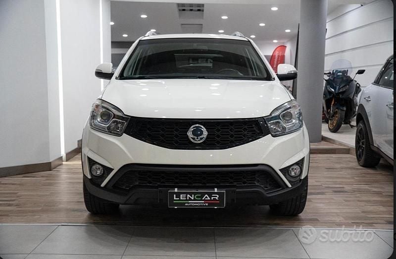 Usata SsangYong Korando Limited 178 CV (130 kW) 2017 Bianco SUV