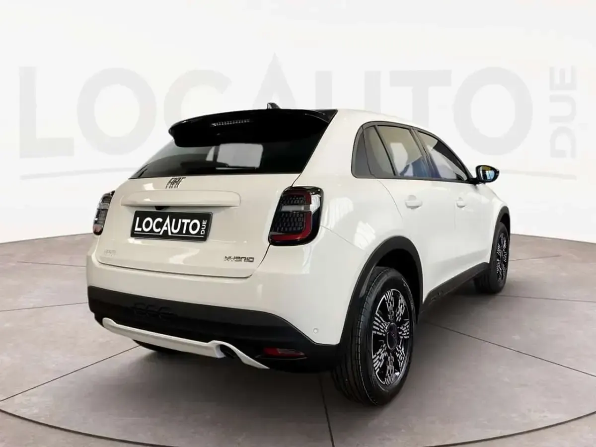 Nuova Fiat 600 Icon 110 CV (80 kW) 2025 Bianco SUV