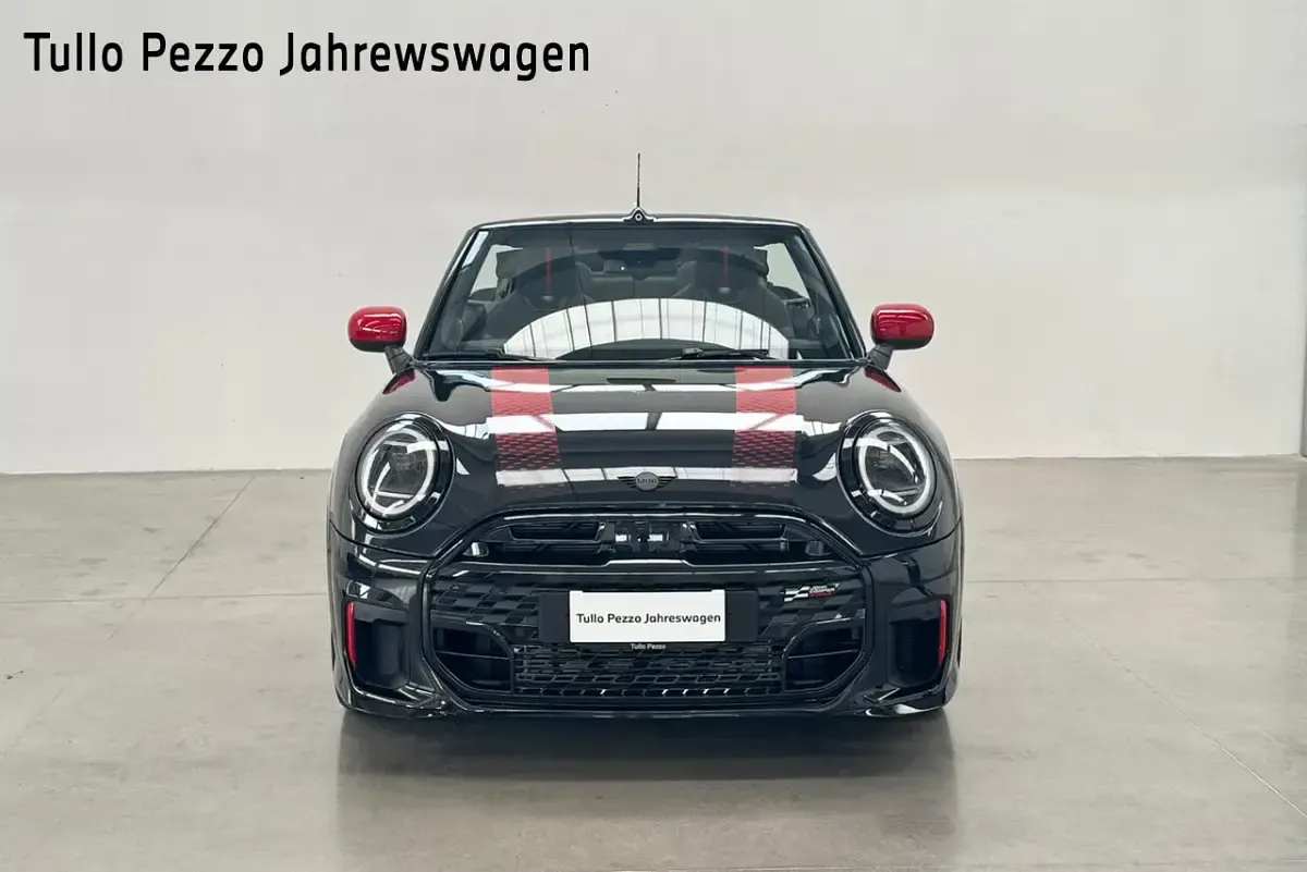 Usata Mini John Cooper Works Cabriolet 231 CV (169 kW) 2025 Midnight black ii metallizzato Cabrio